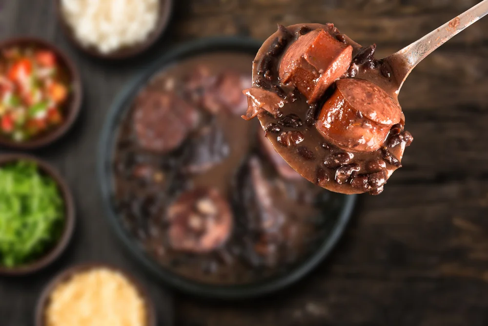 Buffet - Feijoada à Brasileira - Rio de Janeiro | Buffet com Churrasco e Feijoada